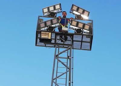 ILUMINACION PISTAS DEPORTIVAS COLEGIO PORTACELI