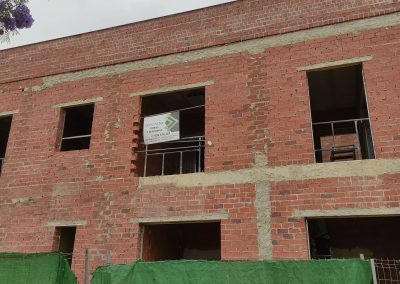 INSTALACION DE VIVIENDA Y CLINICAS EN AVENIDA RONDA NORTE (CARMONA)